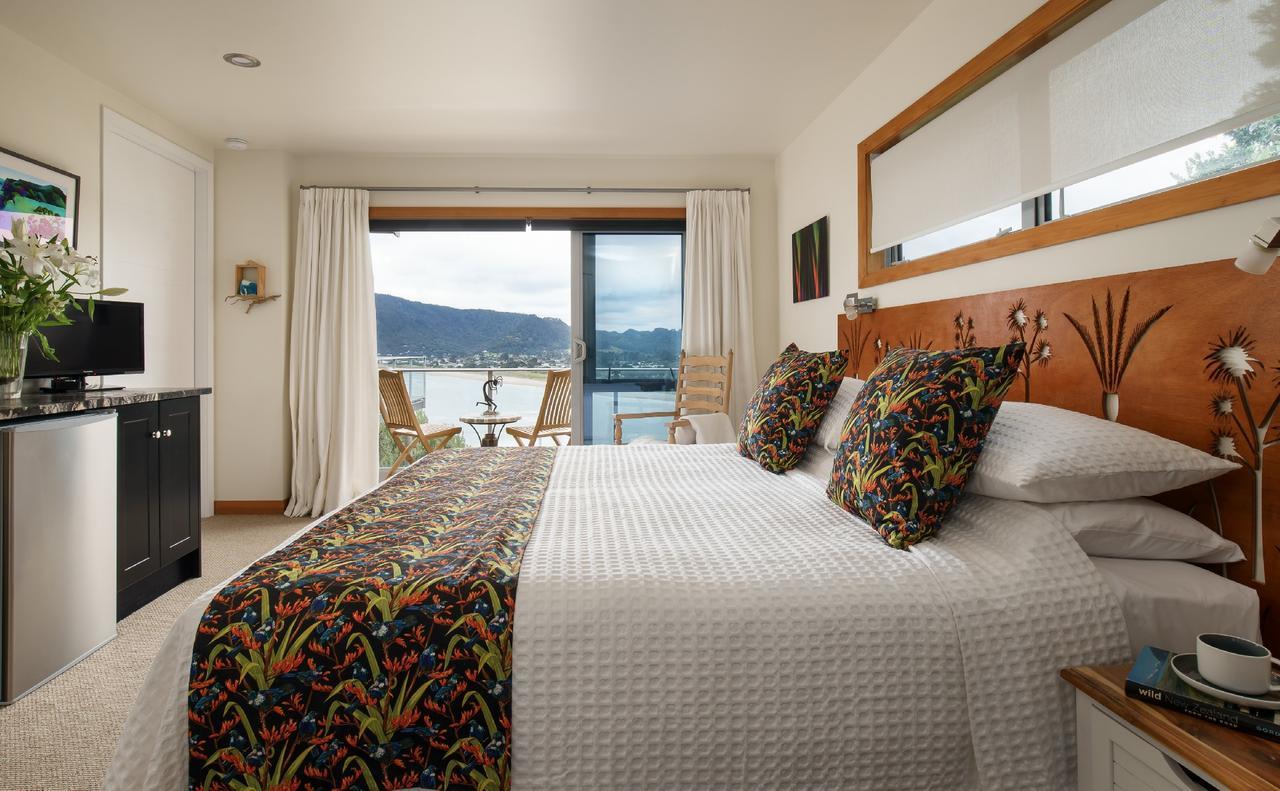 Paku Palms Bed & Breakfast Тайруа Екстериор снимка